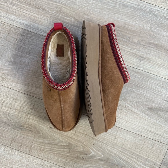 UGG Women's Brown Suede Mules with Red Trim - Picture 4 of 4